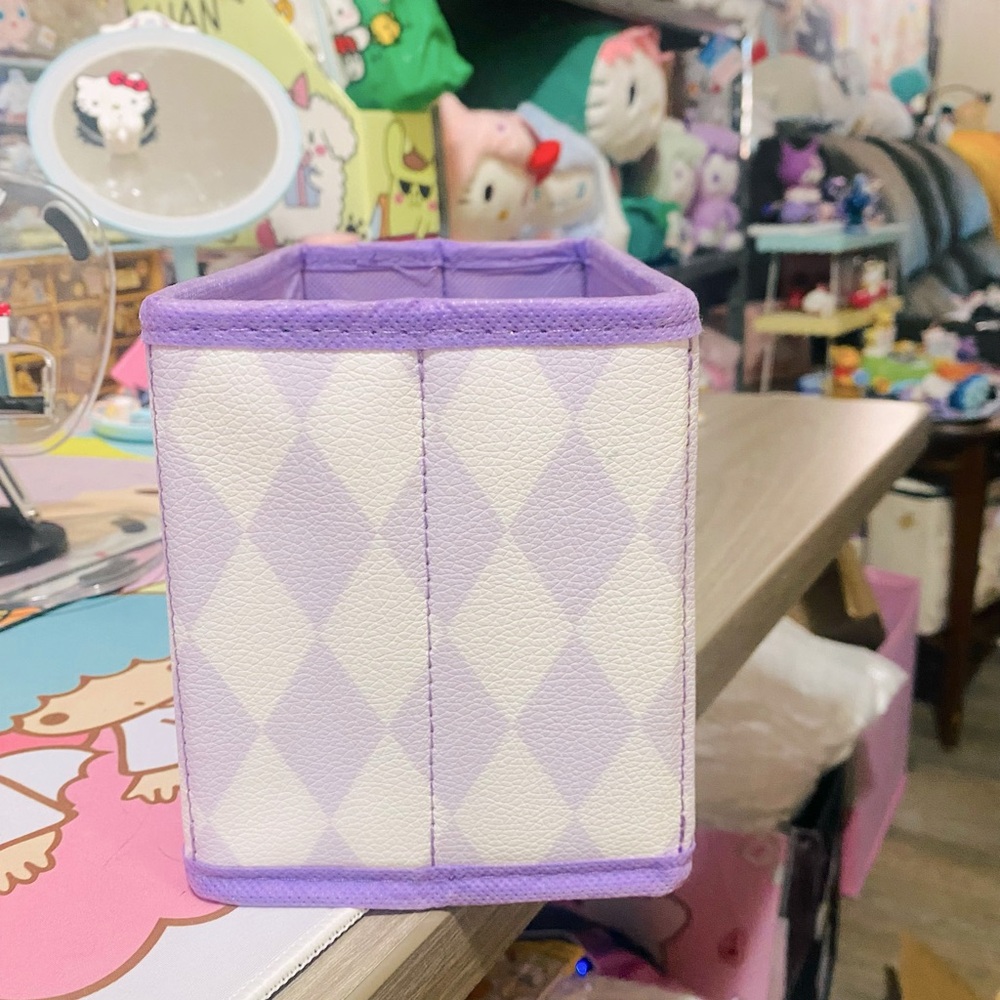 Kuromi storage bin - Picture 2 of 3